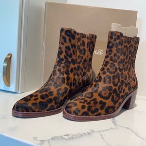 Madewell High Chelsea boots in leopard